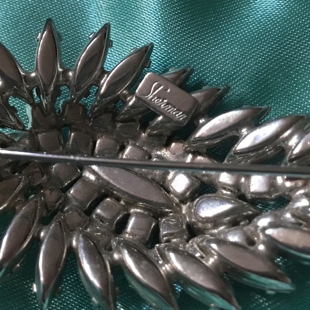 Sherman Brooch. - Picture 10 of 10